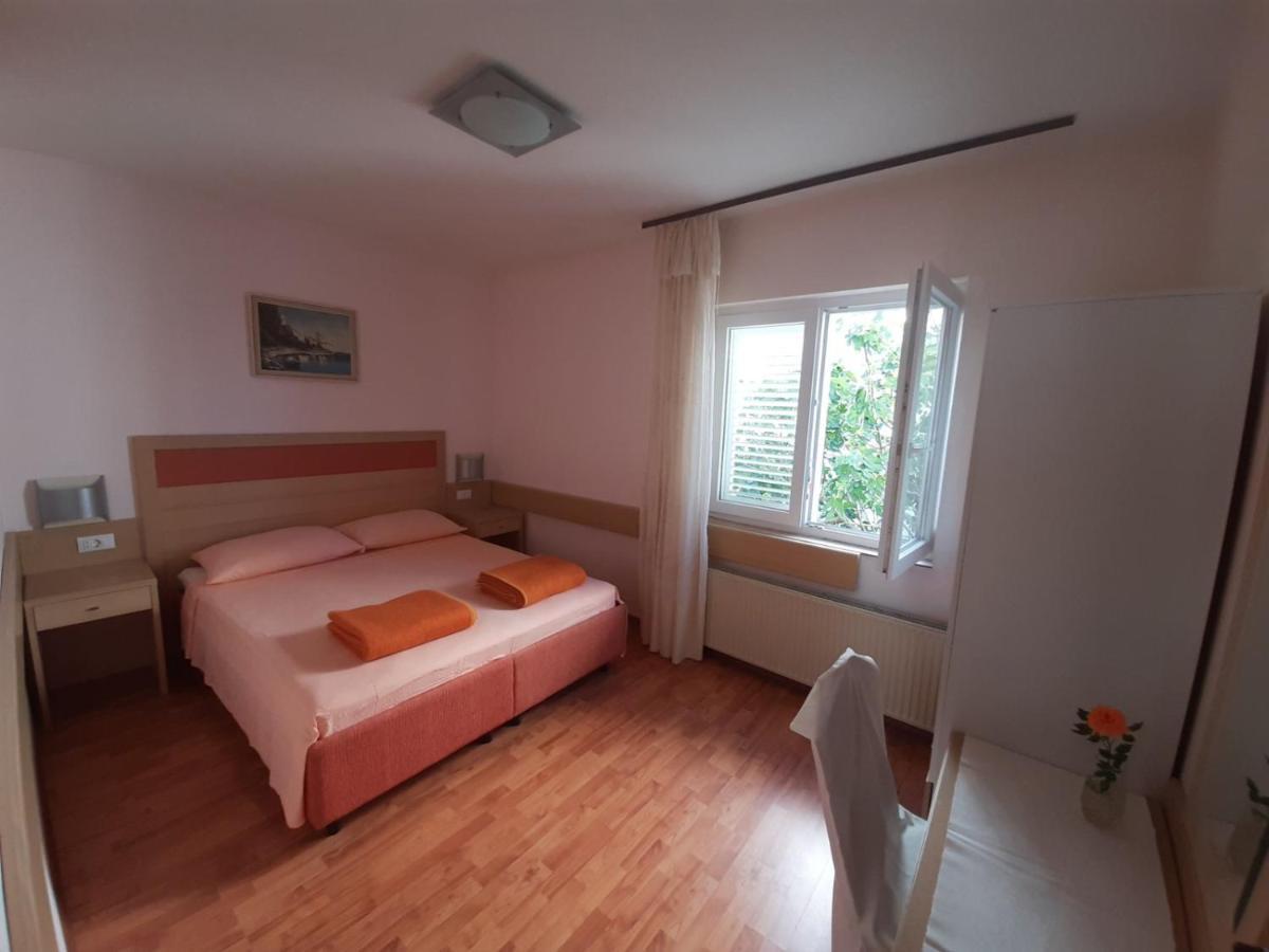 Apartment Spanjol Anka Rab Town Eksteriør bilde